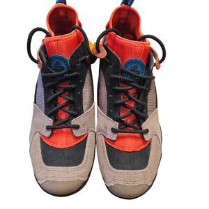 NIKE AIR REVADERCHI men's 6 NWOB trail hiking outdoor flexible mountain bike